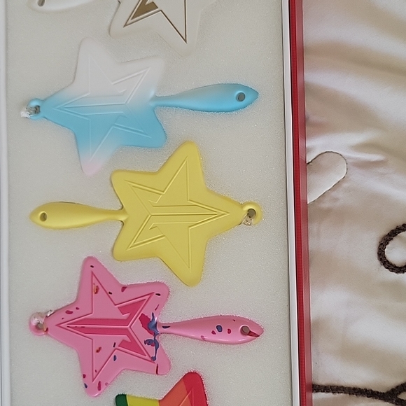Jeffree Star Ornaments - Picture 3 of 4